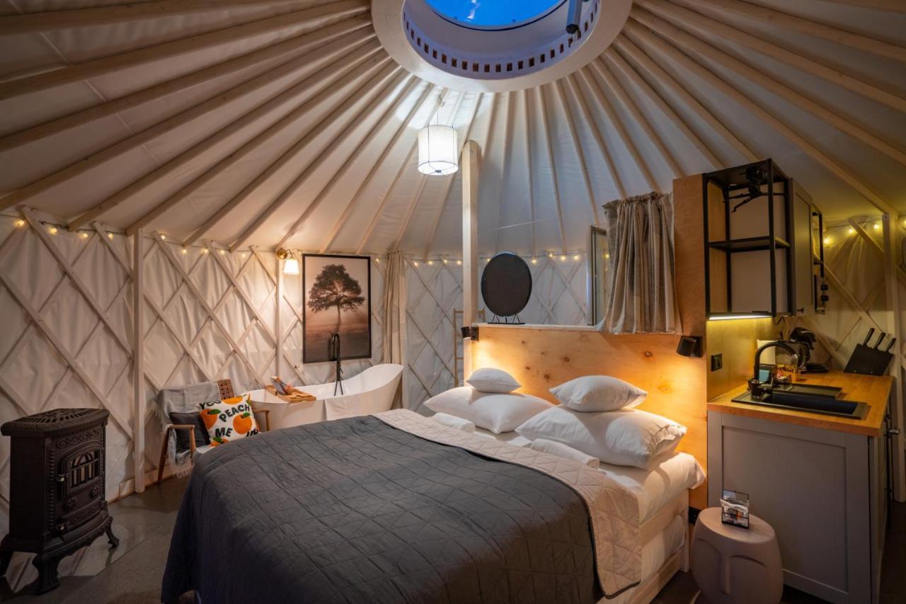 Izera Glamping Adults - Luksusowe Jurty&Spa Gajowka  エクステリア 写真